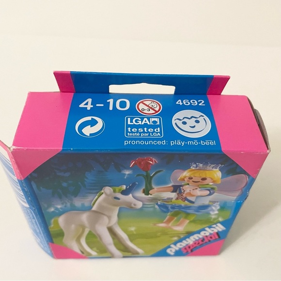 Playmobil Special 4692 Fairy Tale Little Fairy with Unicorn - Picture 3 of 16